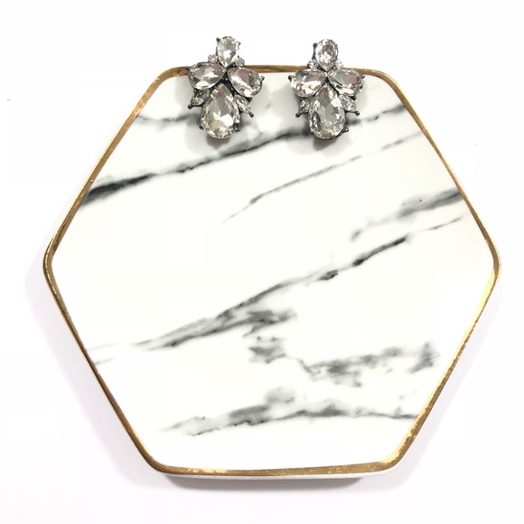 *Rhinestone Pear Bee Silver Boutique Stud Earrings - Picture 5 of 7